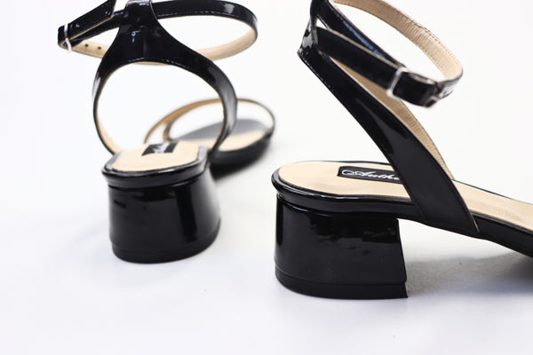 Sandale din piele lacuita Jada