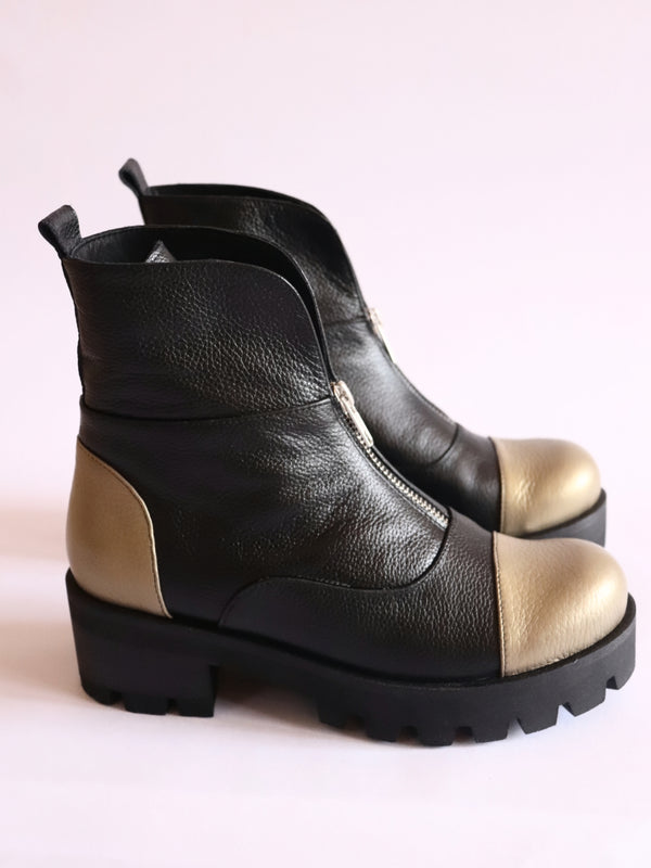 Bocanci Be different