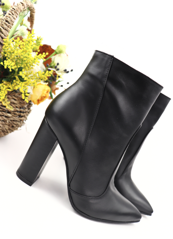Botine Sarah