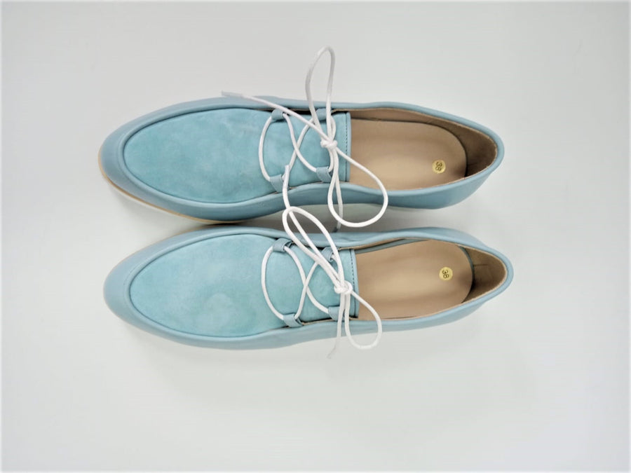 Pantofi din piele naturala bleu